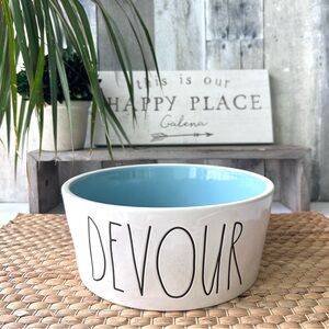 🌴Rae Dunn “Devour” Ceramic Dog Bowl - White and Blue